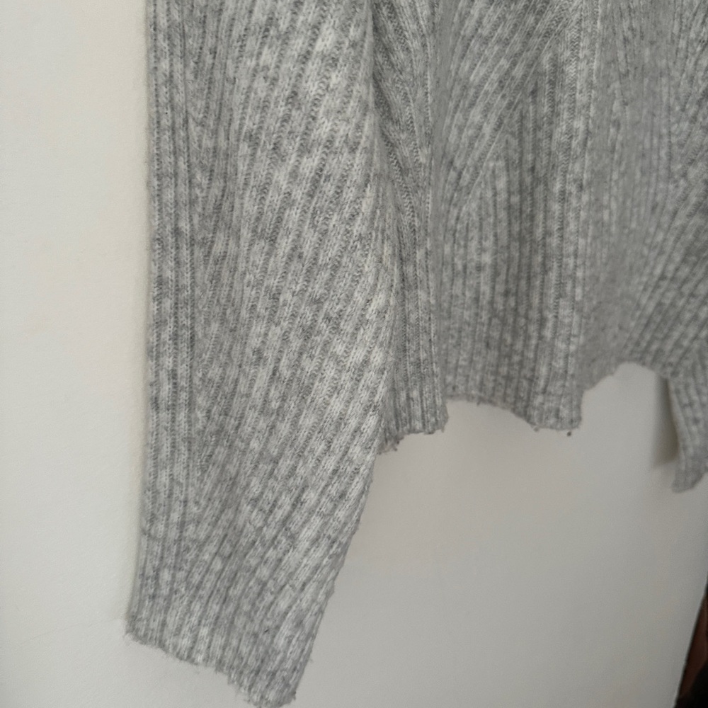 Gray Ribbed Women's Sweater - Picture 5 of 6